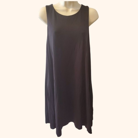 H&M Simple Black Summer A-Line Dress With Pockets - Picture 2 of 9